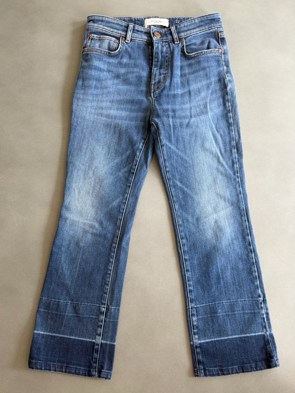 Weekend Max Mara Medium Blue Straight-Leg Cropped Jeans